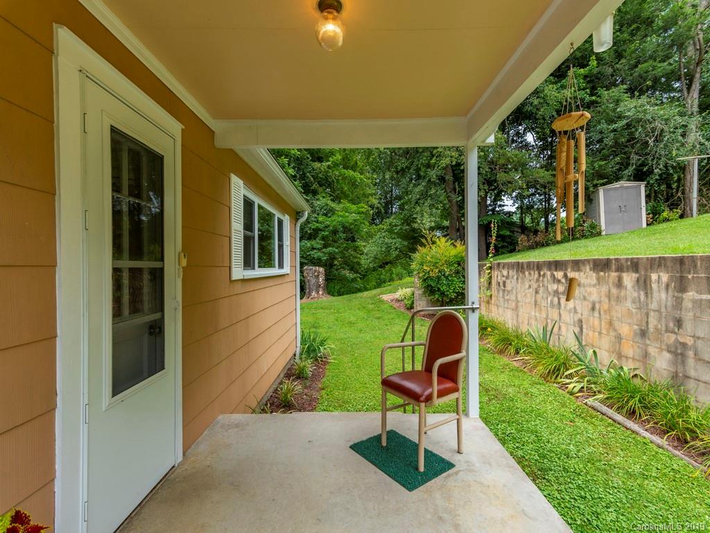 6443 Cruso Road Canton, NC 28716 - Photo 5 of 20