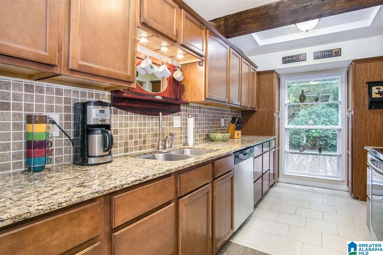 4617 Chablis Way Birmingham, AL 35244 - Photo 7 of 26