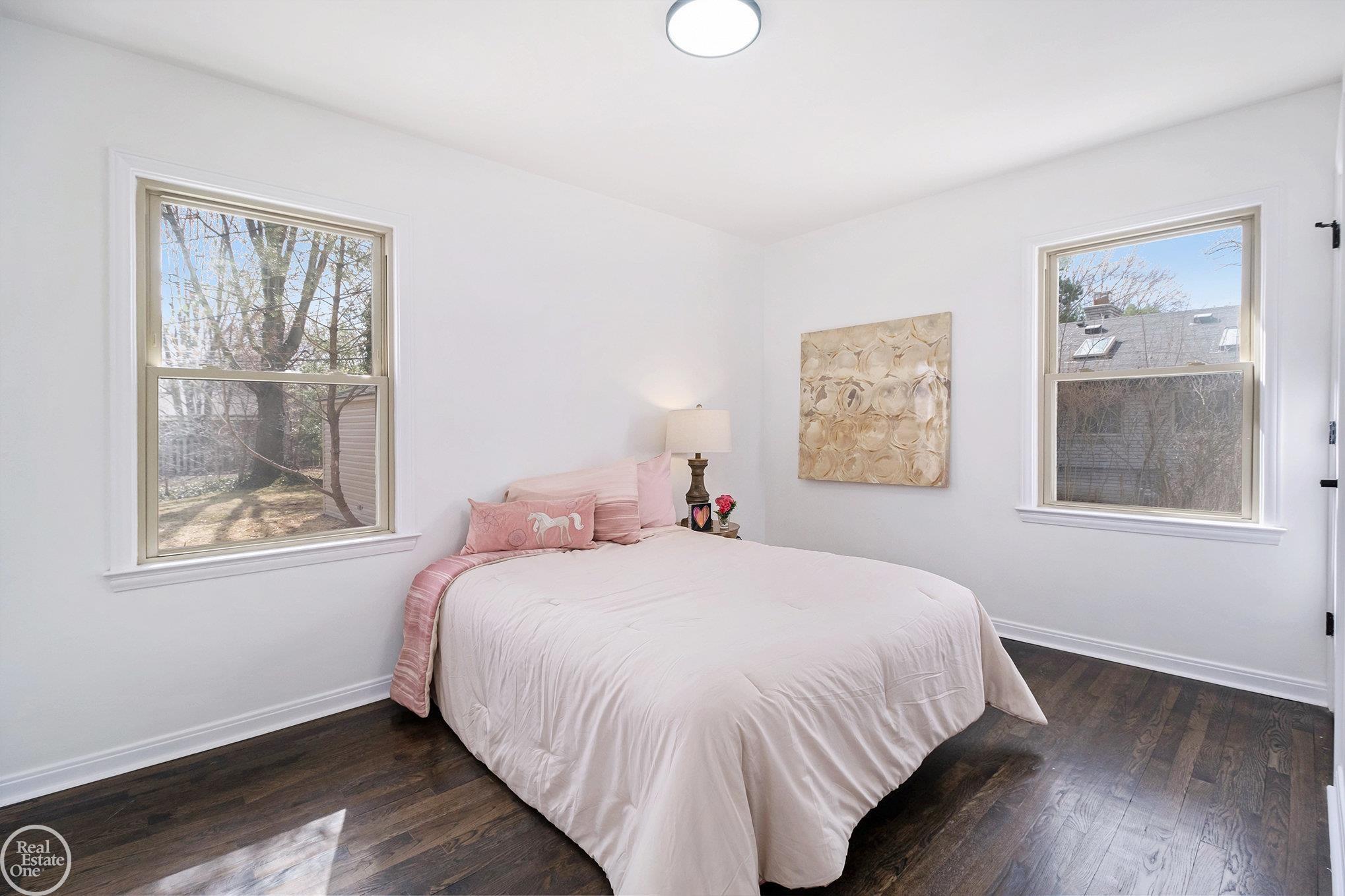 1243 Hawthorne Road Grosse Pointe, MI 48236 - Photo 13 of 34 50169656-40521966-b43a-462a-ba22-6752246447b0.JPG