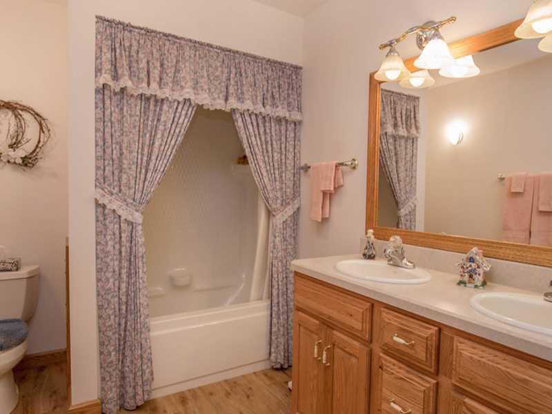 161 Anderson Road New Wilmington, PA 16142 - Photo 14 of 15 Full Bath.