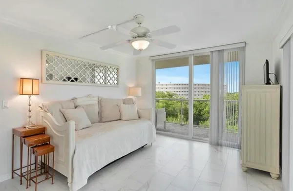 $4,500 | 2560 South Ocean Boulevard, Unit 518, Palm Beach, FL 33480