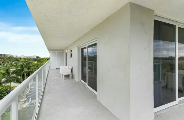$4,500 | 2560 South Ocean Boulevard, Unit 518, Palm Beach, FL 33480