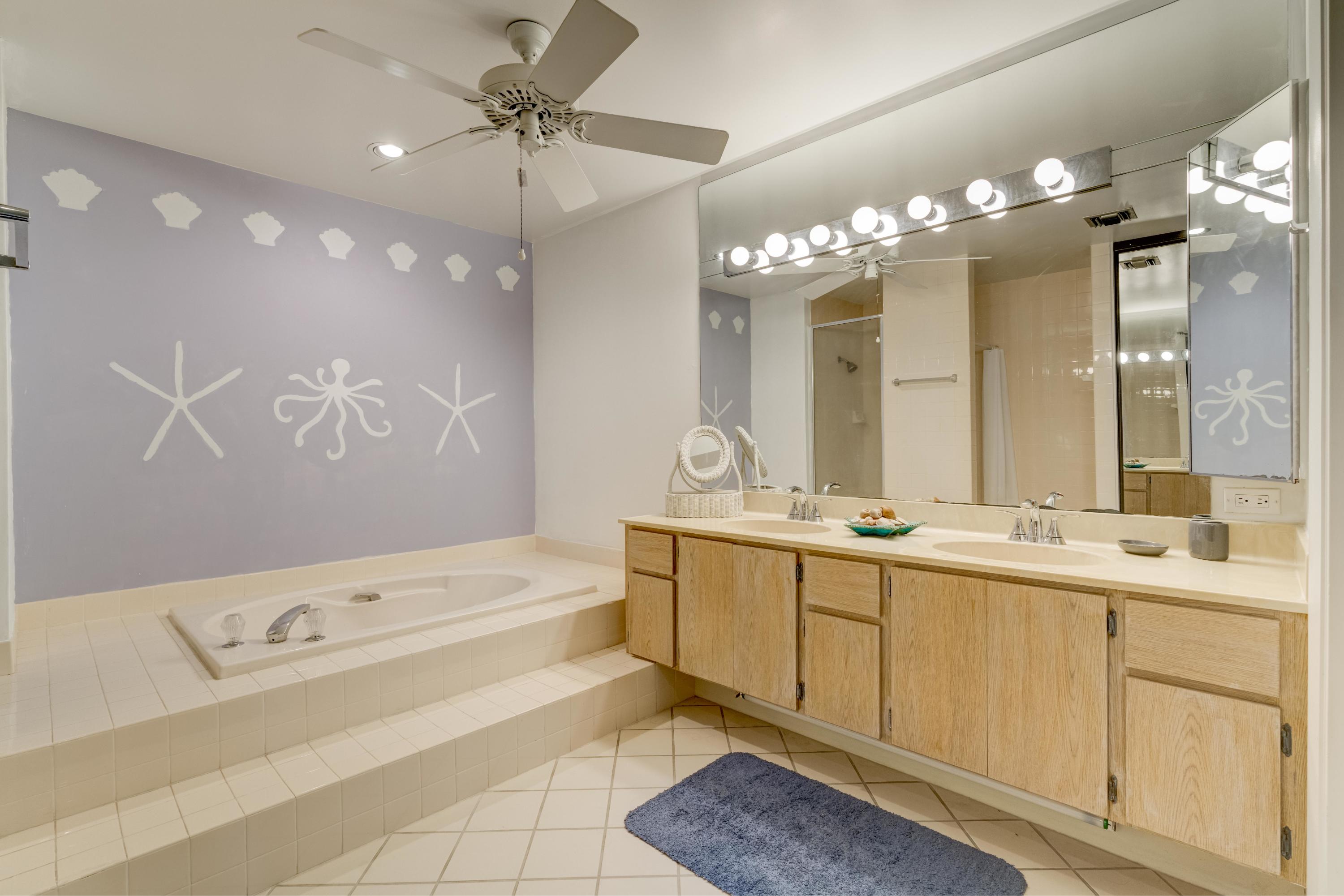 149 Beach Summit Court Jupiter, FL 33477 - Photo 21 of 46 Master Bath