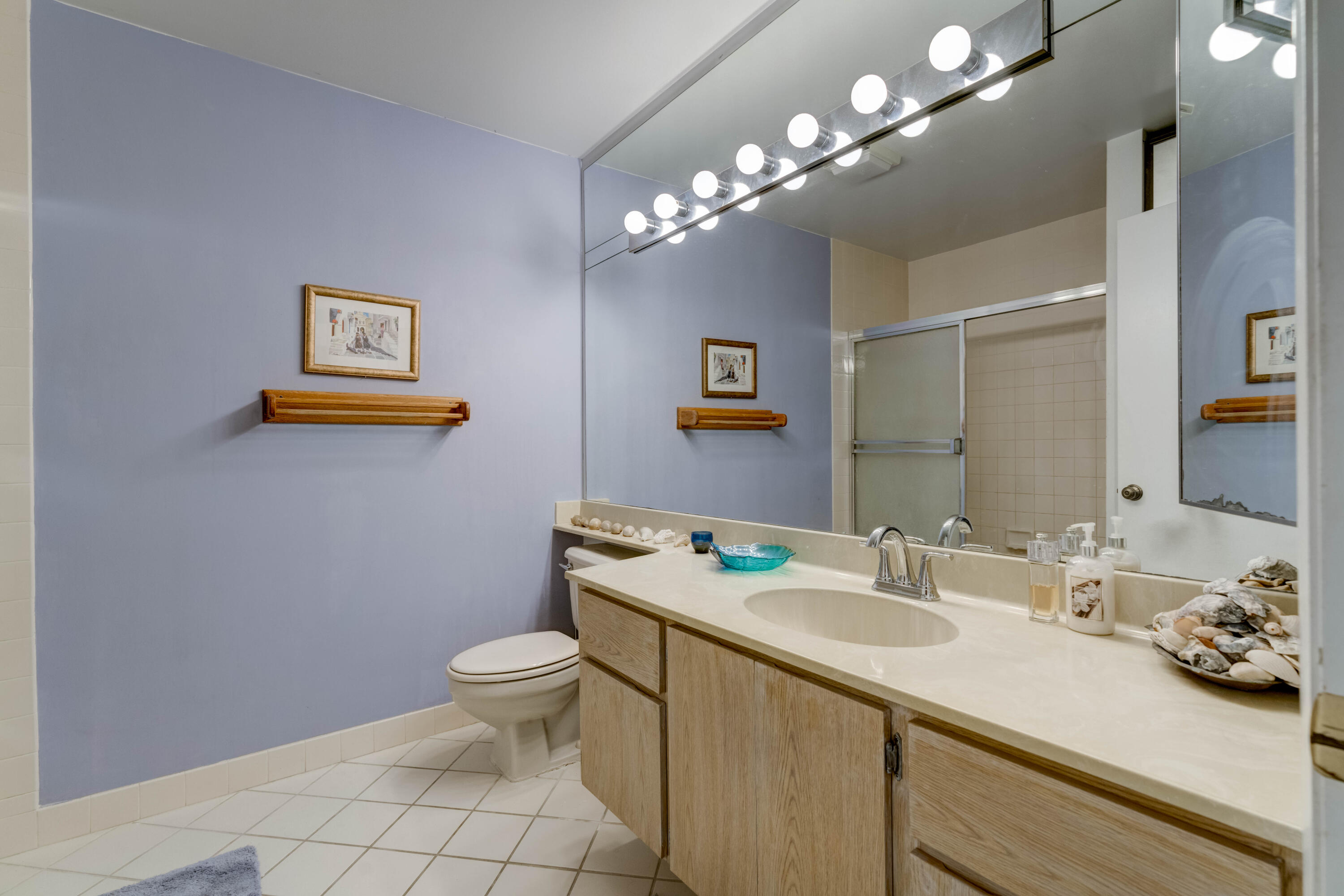 149 Beach Summit Court Jupiter, FL 33477 - Photo 27 of 46 Bathroom