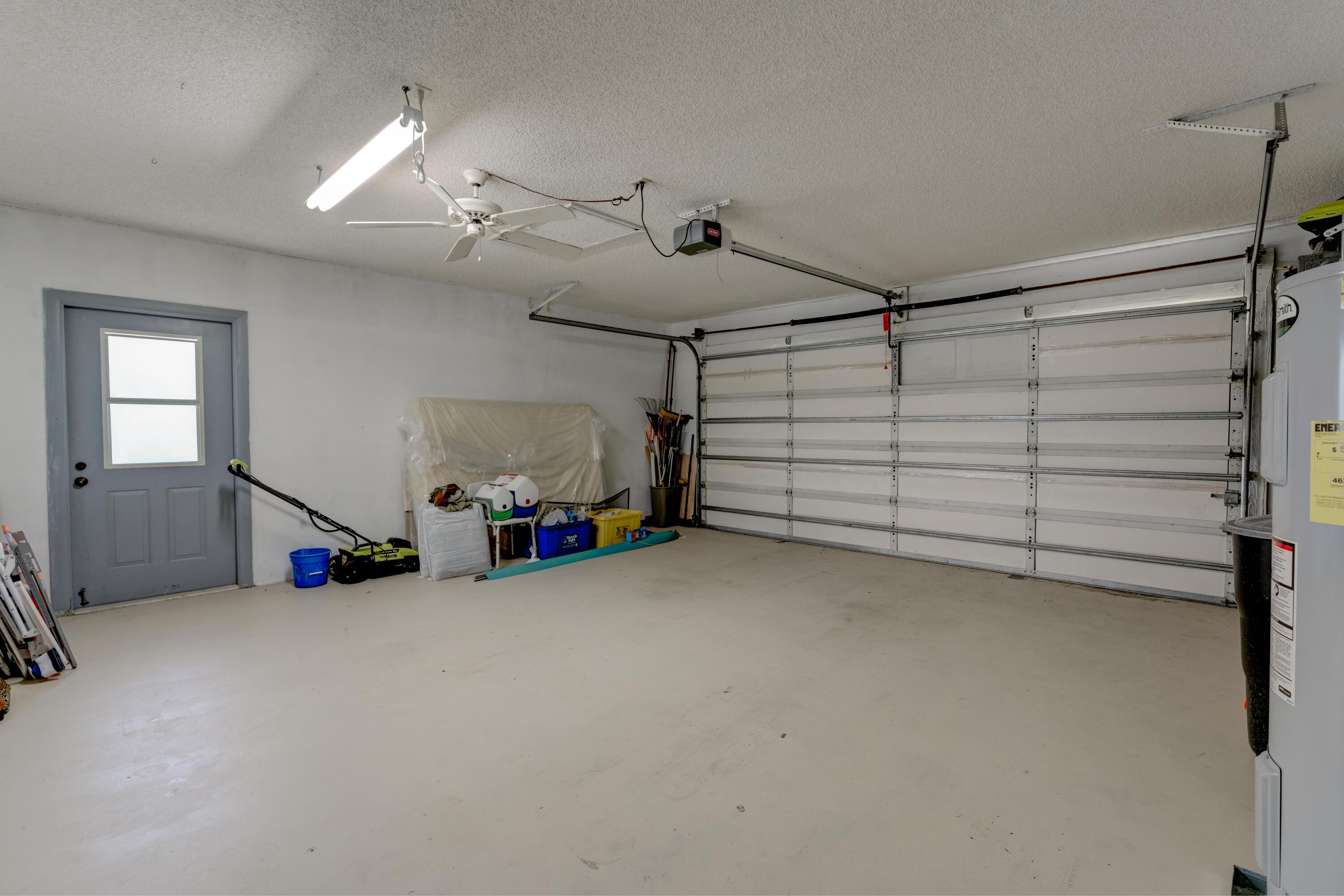 149 Beach Summit Court Jupiter, FL 33477 - Photo 29 of 46 Garage