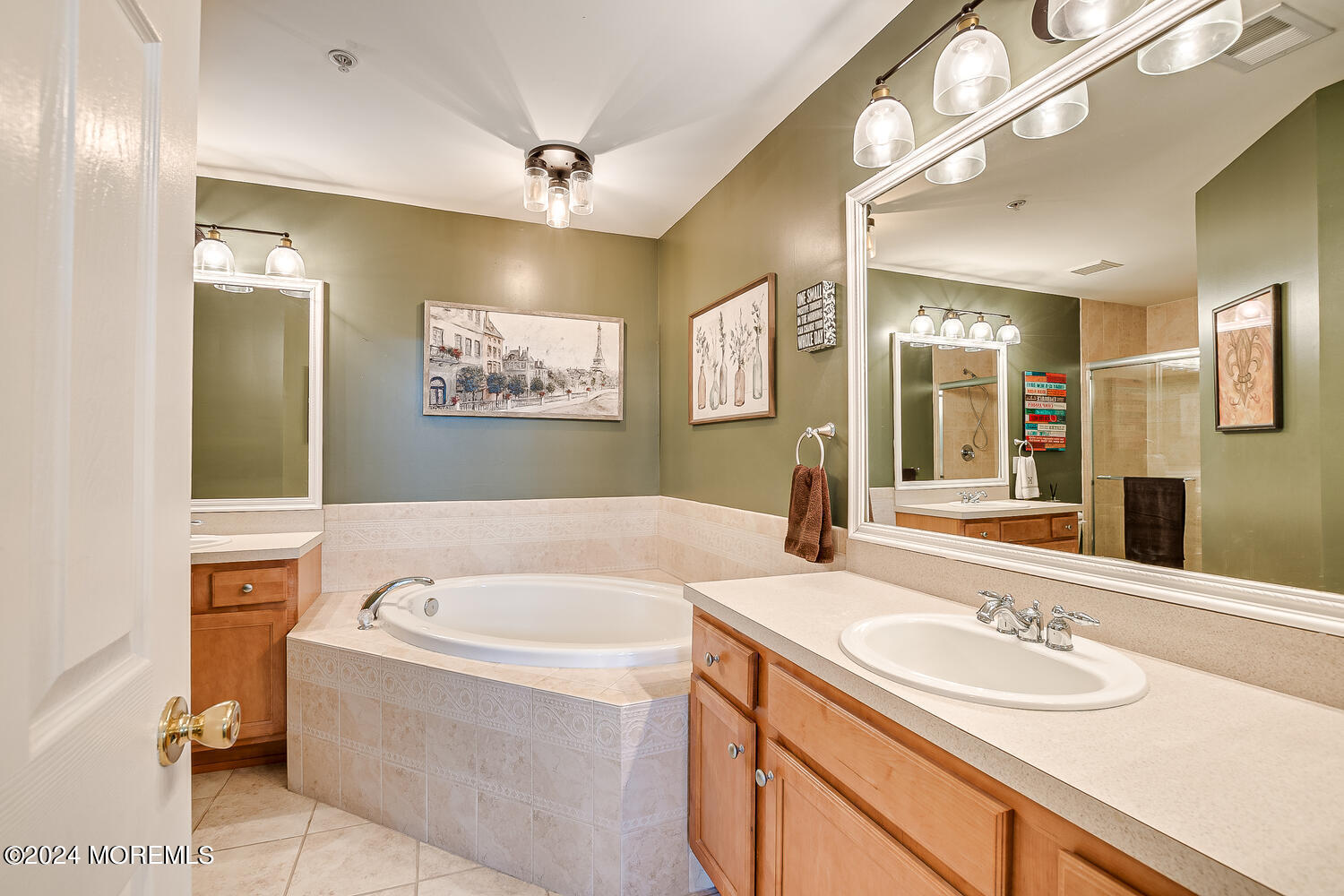 17 Raritan Reach Road, Unit 9 South Amboy, NJ 08879 - Photo 33 of 51 17 Raritan Reach Rd South-large-033-010-