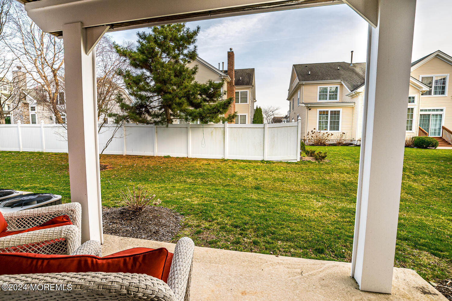 17 Raritan Reach Road, Unit 9 South Amboy, NJ 08879 - Photo 6 of 51 17 Raritan Reach Rd South-large-006-013-