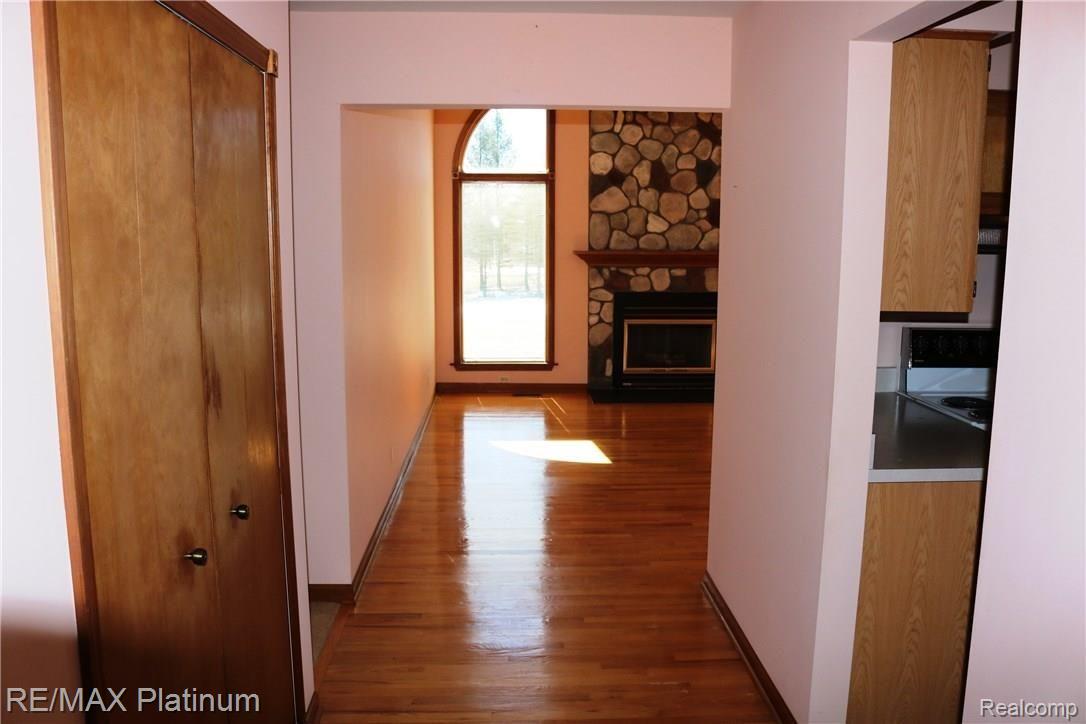 20475 Wasson Road Gregory, MI 48137 - Photo 9 of 30 IMG_9793.JPG