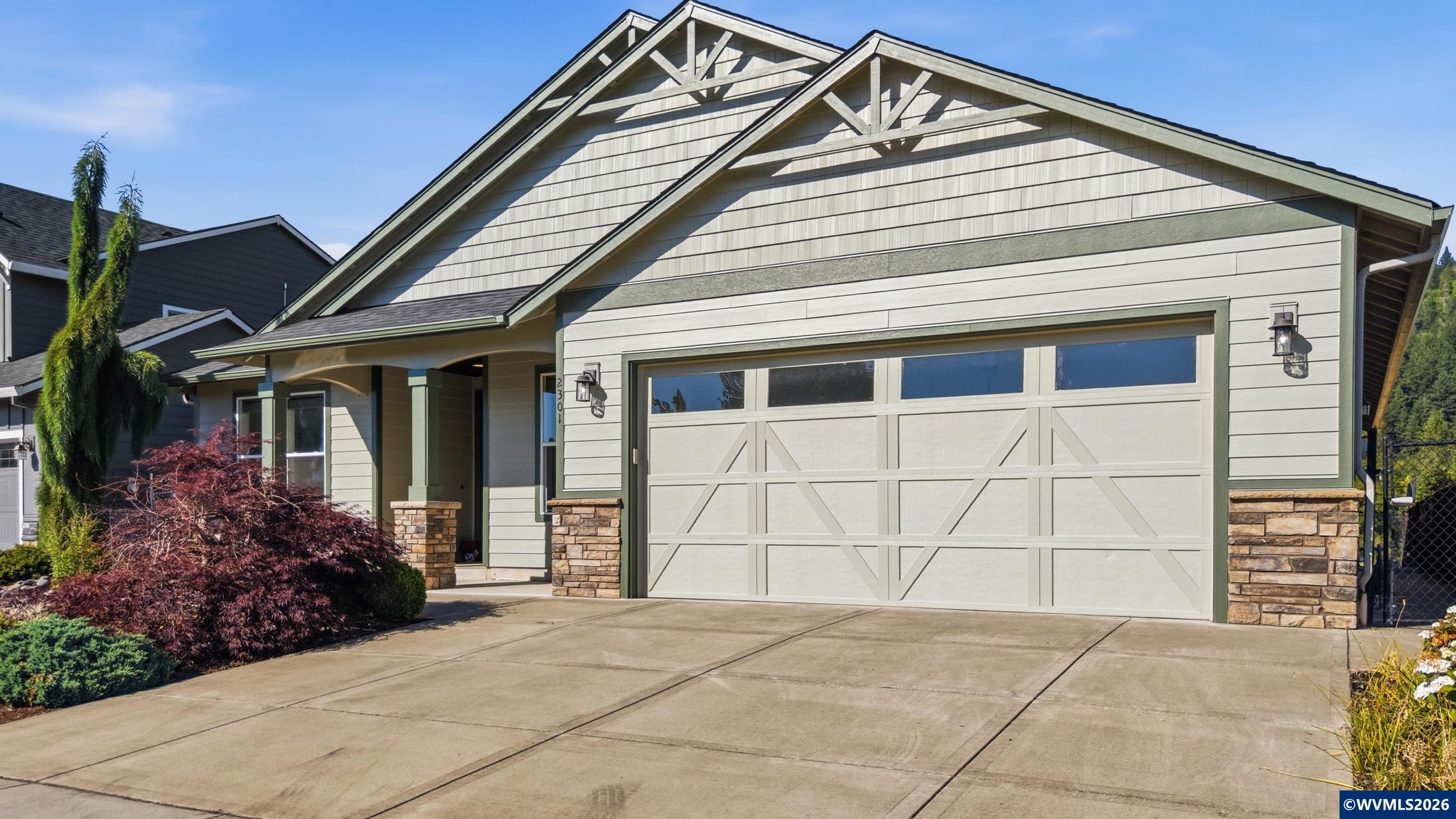 2301 Robbins Way Lebanon, OR 97355 - Photo 3 of 46