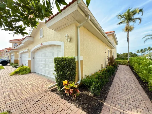 $3,800 | Undisclosed Address, Cape Coral, FL 33914