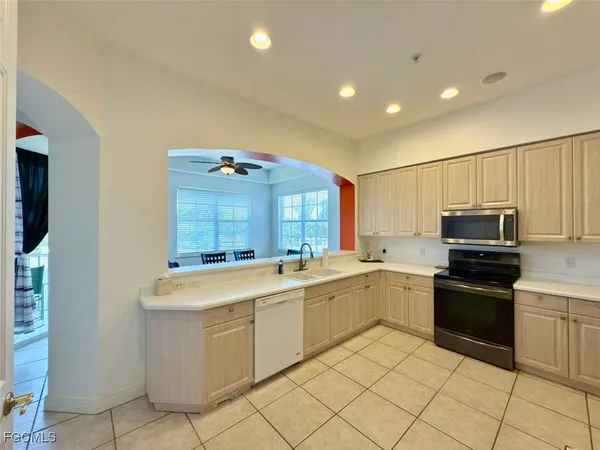 $3,800 | Undisclosed Address, Cape Coral, FL 33914