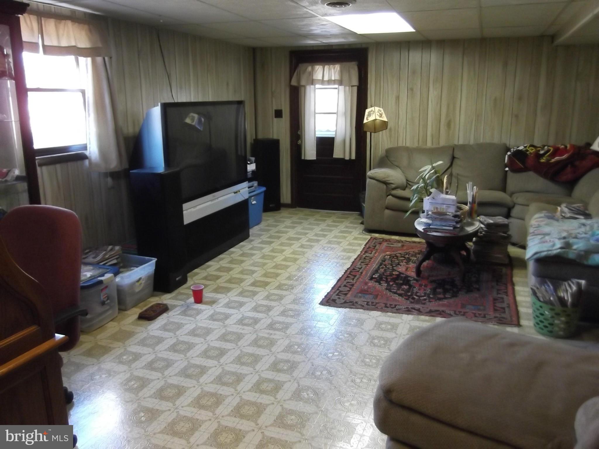 426 Windy Ridge Road Front Royal, VA 22630 - Photo 25 of 30 Family Room