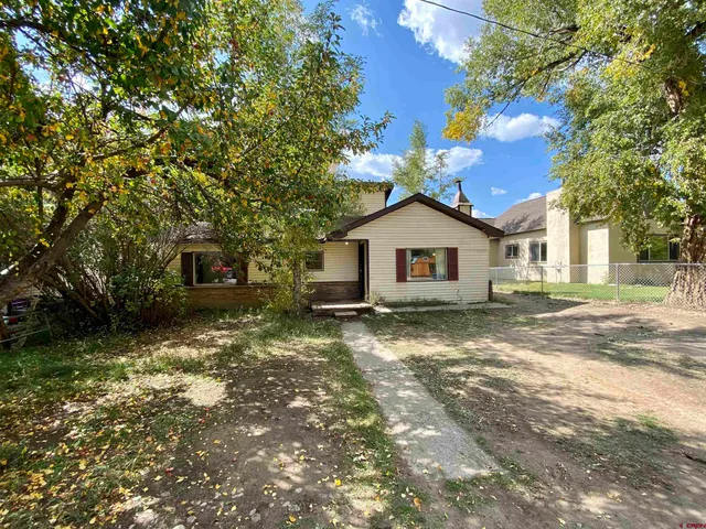 $425,000 | 215 South 7th Street, Gunnison, CO 81230