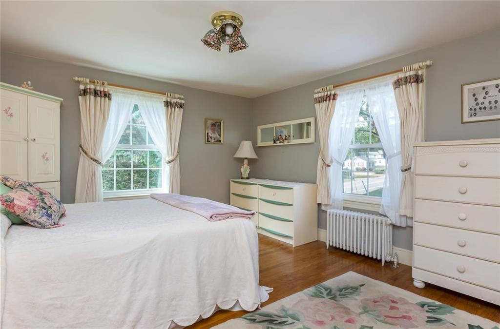 192 Ocean House Road Cape Elizabeth, ME 04107 - Photo 19 of 35 Photo