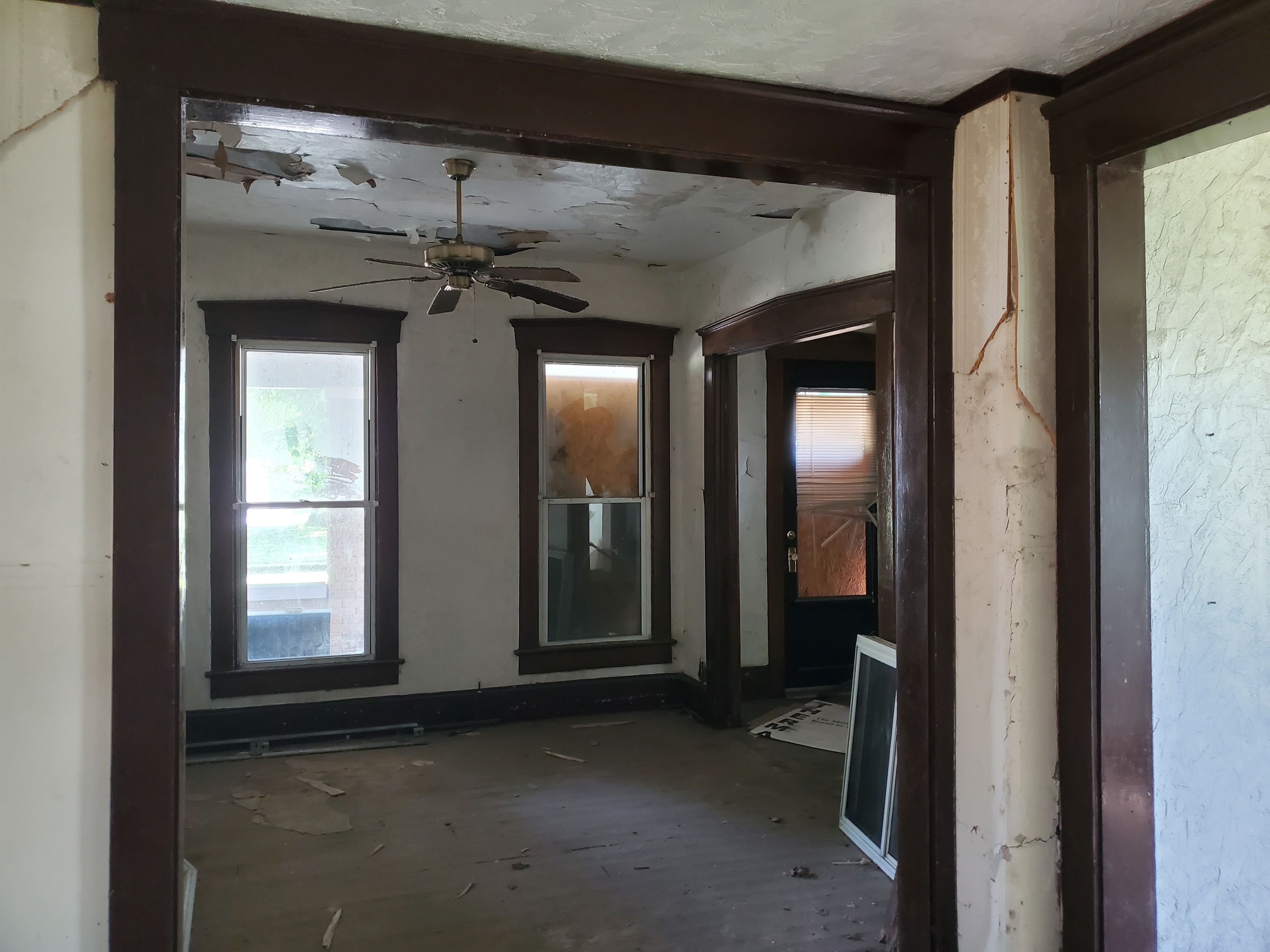 412 West 7th Street Anderson, IN 46016 - Photo 11 of 19