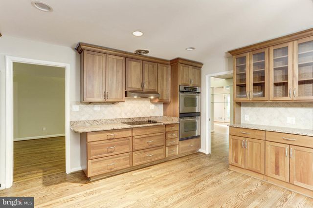 $1,225,000 | 6207 Stardust Lane, Bethesda, MD 20817