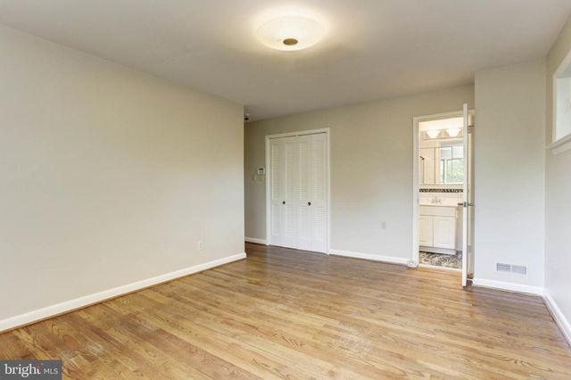 $1,225,000 | 6207 Stardust Lane, Bethesda, MD 20817