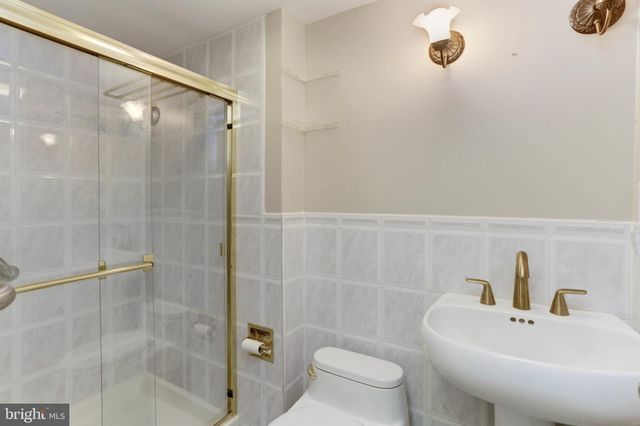 $1,225,000 | 6207 Stardust Lane, Bethesda, MD 20817