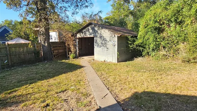 $190,000 | 709 Beech Street, Bonham, TX 75418
