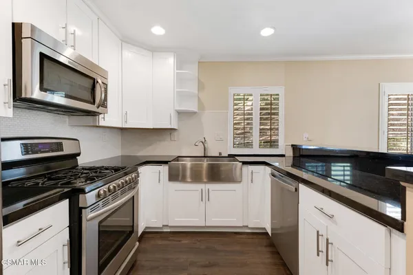$765,000 | 408 Via Colinas, Westlake Village, CA 91362