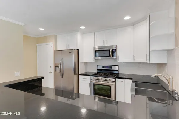 $765,000 | 408 Via Colinas, Westlake Village, CA 91362