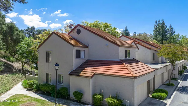 $765,000 | 408 Via Colinas, Westlake Village, CA 91362
