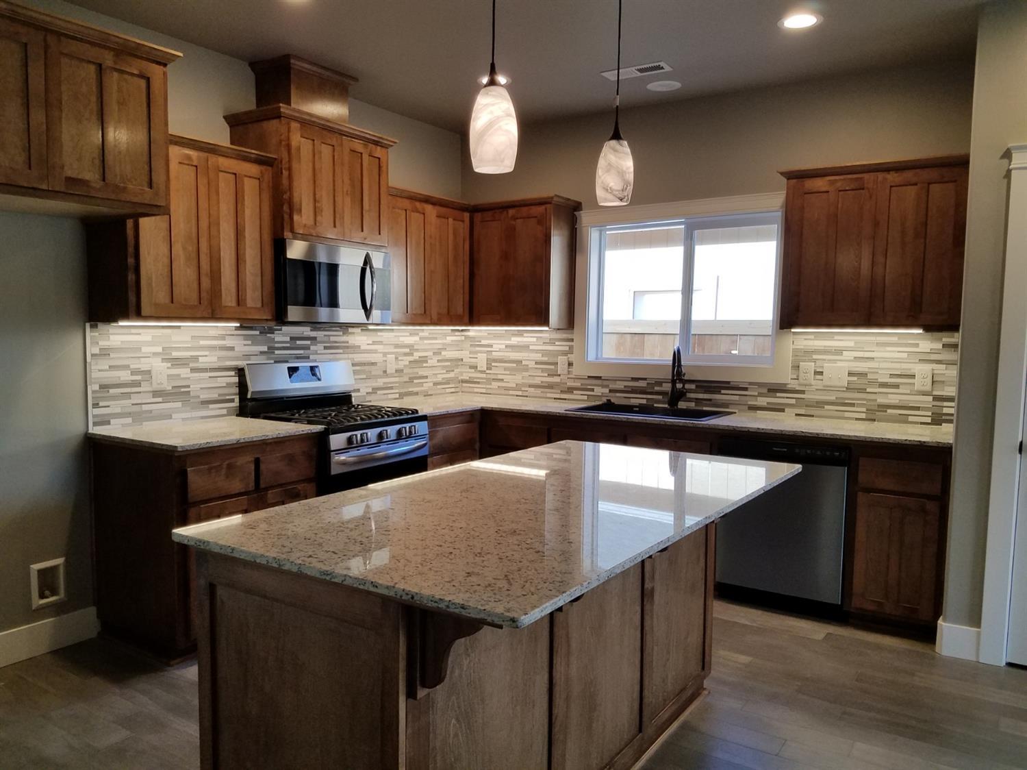 3645 Hilsinger Road Phoenix, OR 97535 - Photo 6 of 12