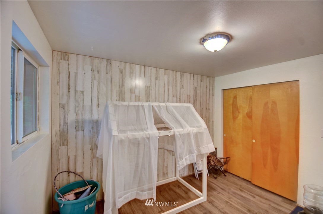 3527 Rasmussen Lane Bremerton, WA 98310 - Photo 11 of 25 Gallery Image 11
