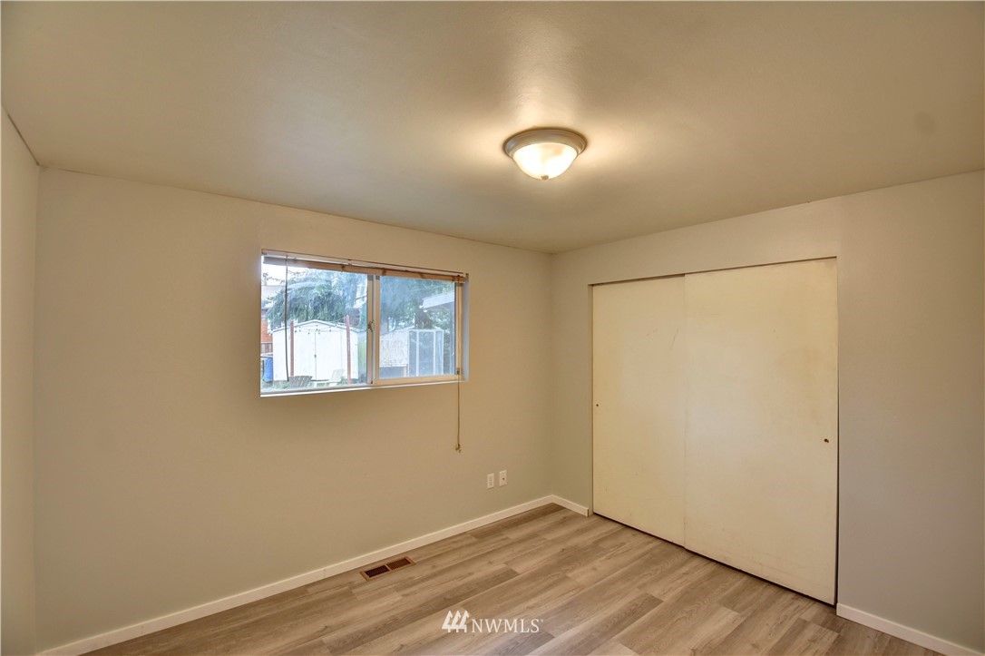 3527 Rasmussen Lane Bremerton, WA 98310 - Photo 13 of 25 Gallery Image 13