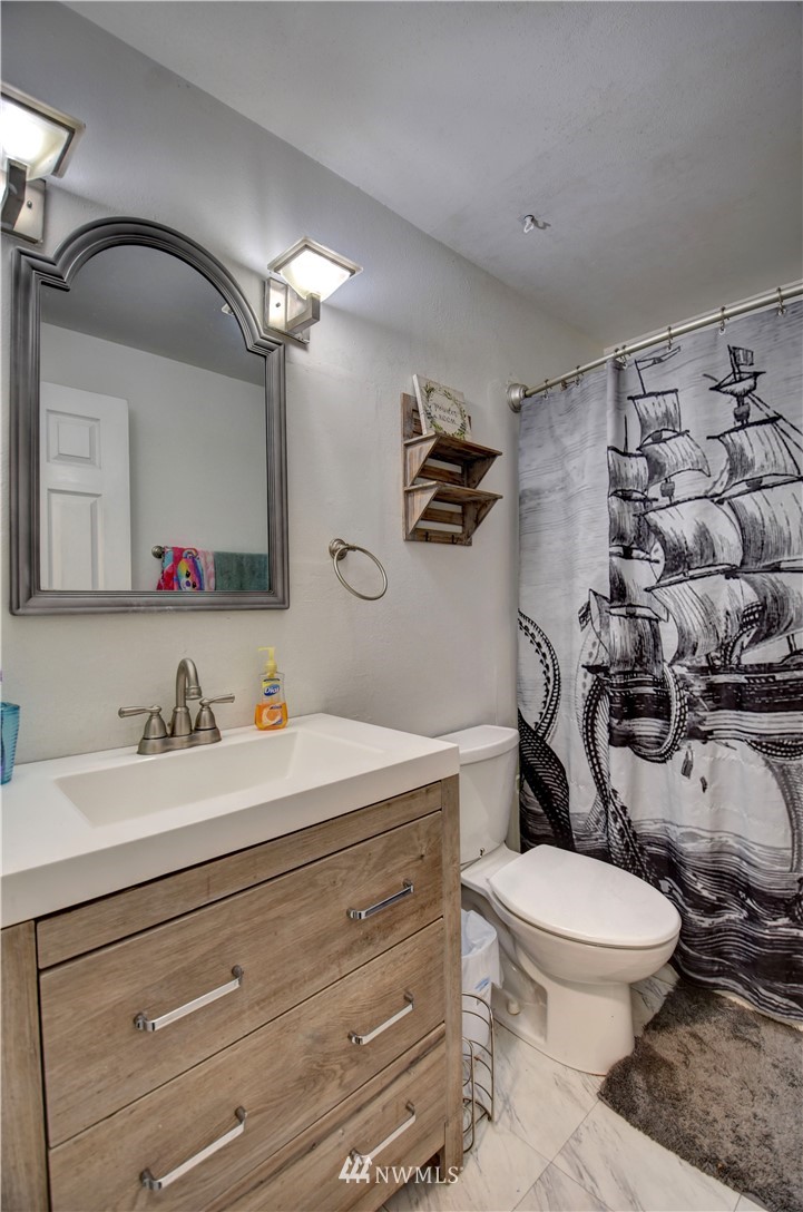 3527 Rasmussen Lane Bremerton, WA 98310 - Photo 14 of 25 Gallery Image 14