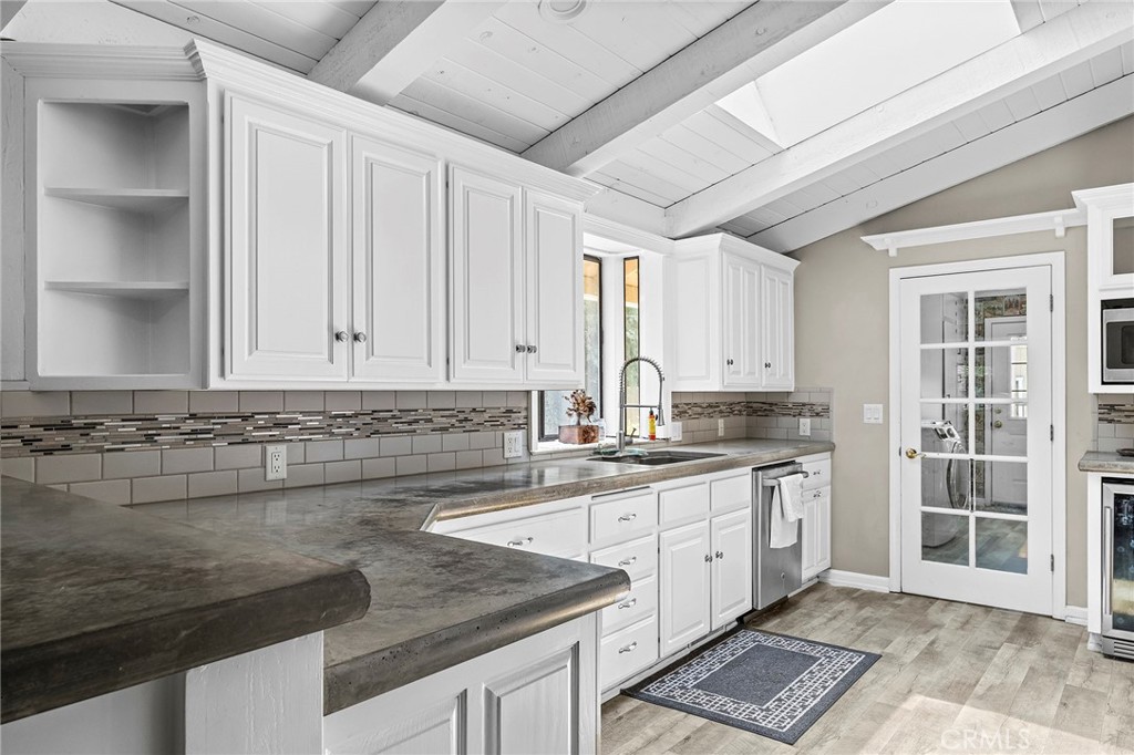 9857 Lott Road Durham, CA 95938 - Photo 11 of 42 kitchen