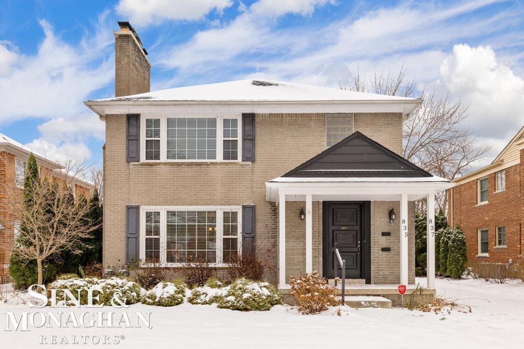 835 Harcourt Road Grosse Pointe, MI 48230 - Photo 1 of 41