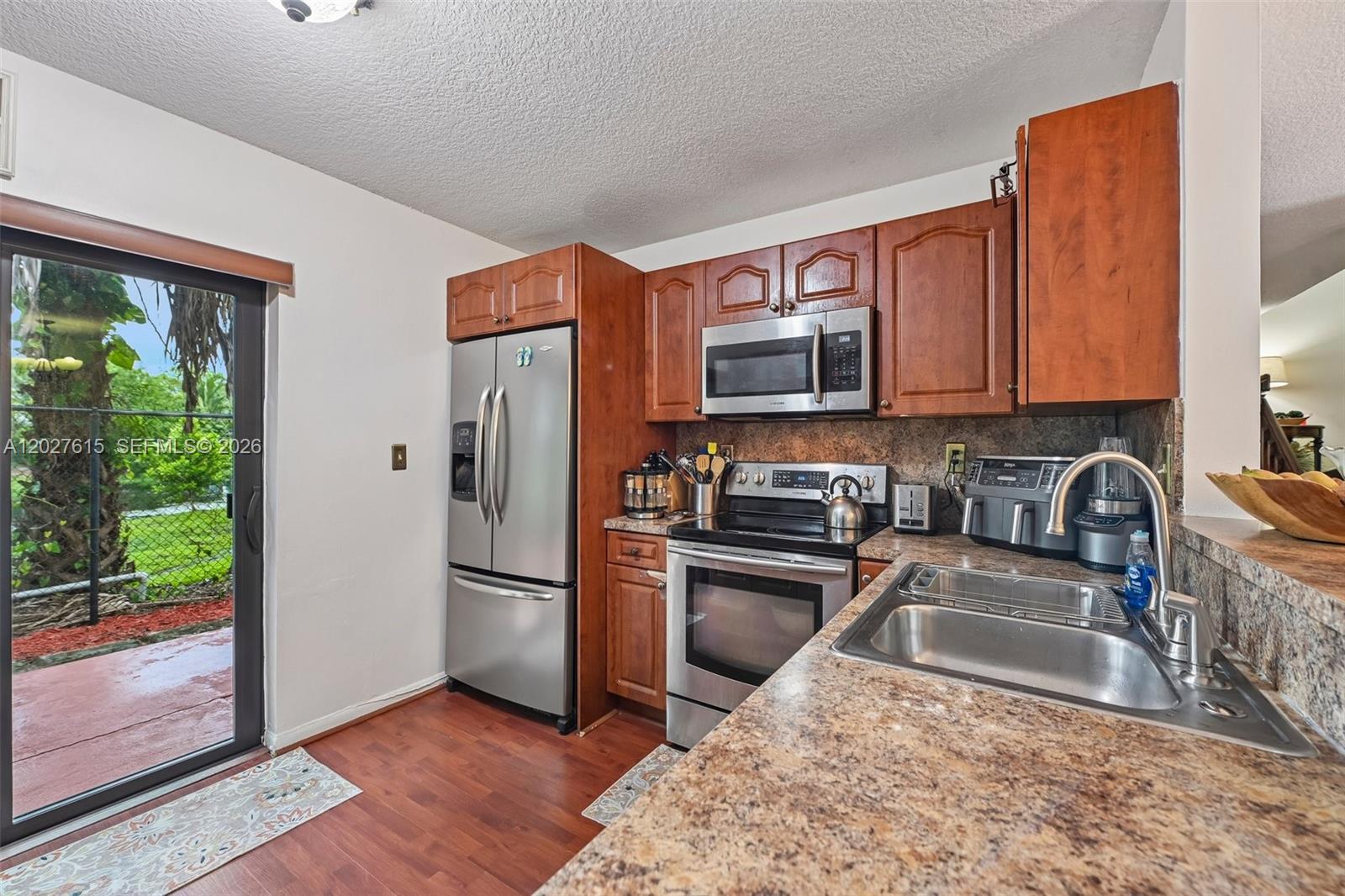 3461 Cluster Road Miramar, FL 33025 - Photo 10 of 31
