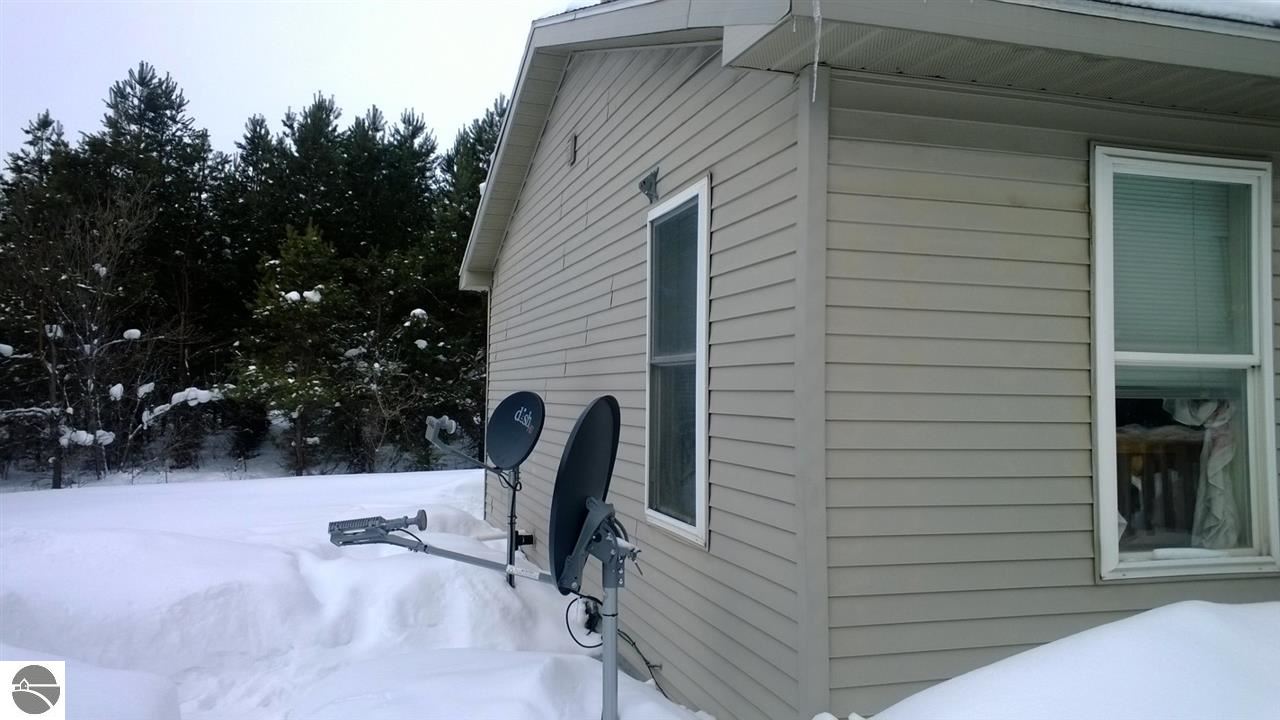 3188 Bowerman Road Kingsley, MI 49649 - Photo 26 of 28 1786724-25.JPG