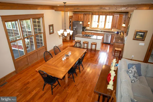$848,000 | 41 Farmhouse Lane, Lost City, WV 26810