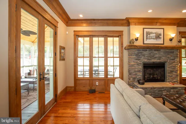 $848,000 | 41 Farmhouse Lane, Lost City, WV 26810