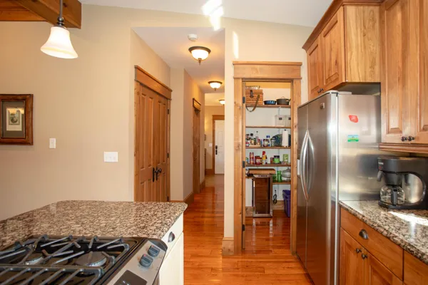 $848,000 | 41 Farmhouse Lane, Lost City, WV 26810