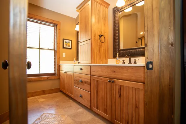 $848,000 | 41 Farmhouse Lane, Lost City, WV 26810