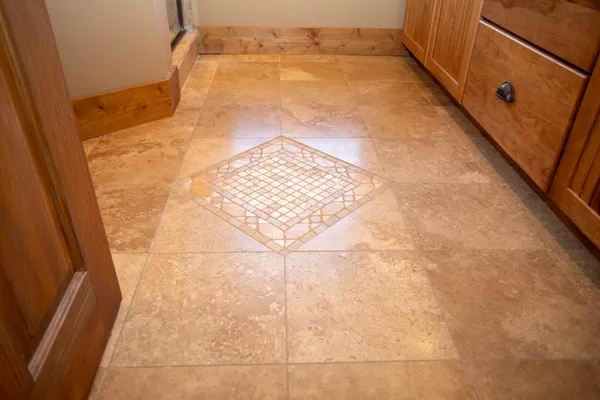 $848,000 | 41 Farmhouse Lane, Lost City, WV 26810