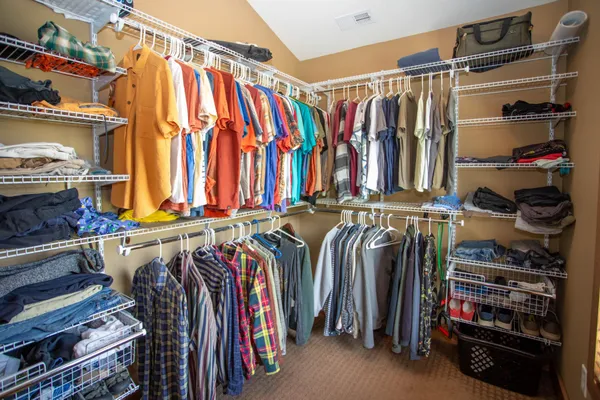 $848,000 | 41 Farmhouse Lane, Lost City, WV 26810