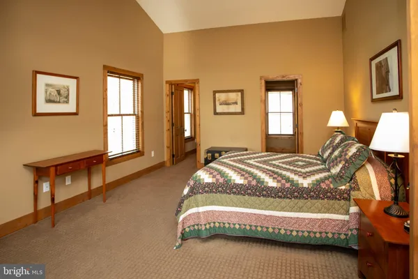 $848,000 | 41 Farmhouse Lane, Lost City, WV 26810