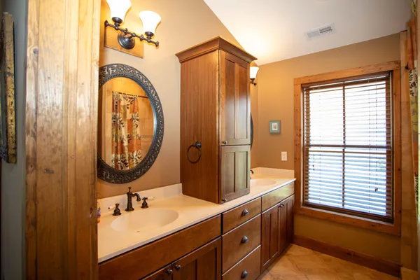 $848,000 | 41 Farmhouse Lane, Lost City, WV 26810