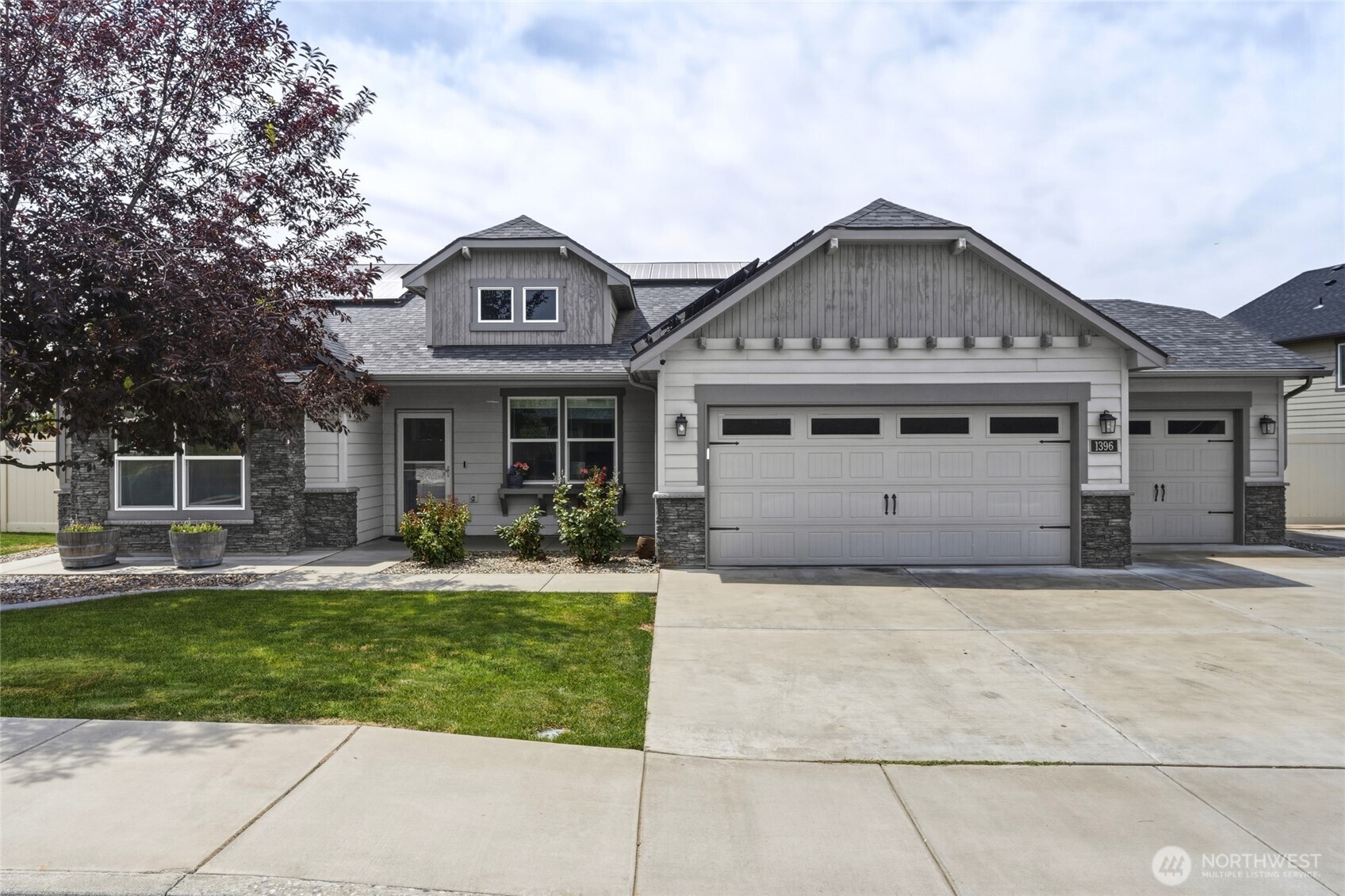 1396 Caprio Loop Walla Walla, WA 99362 - Photo 1 of 29