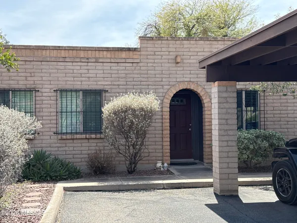 $1,650 | 2879 West Jennie Lane, Tucson, AZ 85713