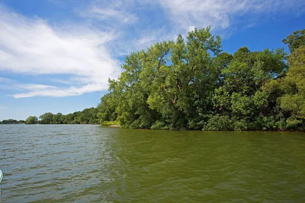 $250,000 | 1235 Primrose Lane, Waconia, MN 55387