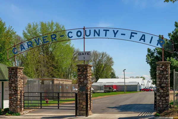 $250,000 | 1235 Primrose Lane, Waconia, MN 55387