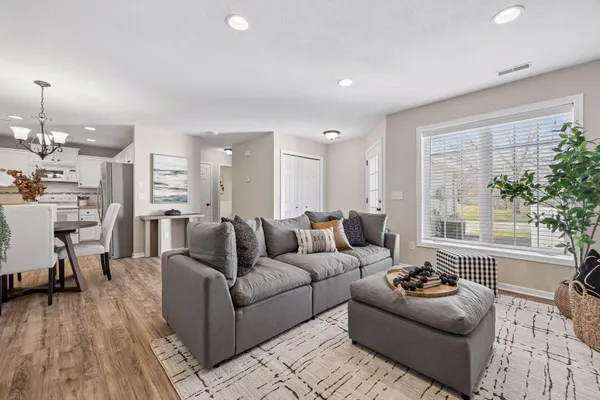 $250,000 | 1235 Primrose Lane, Waconia, MN 55387