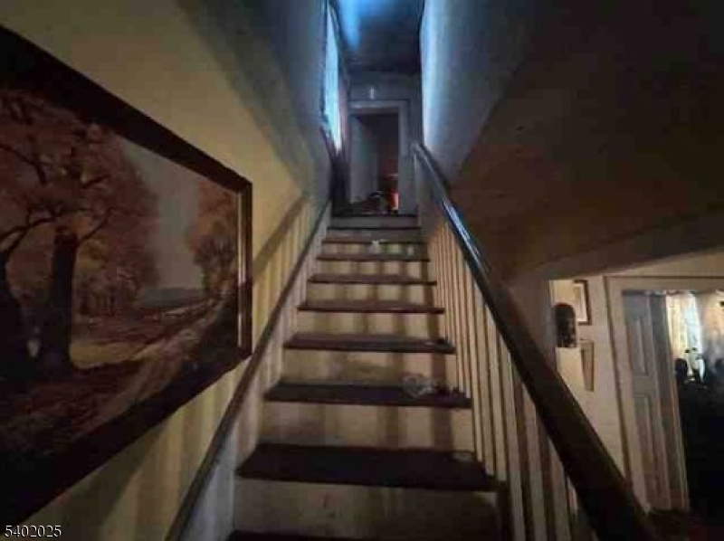 8 Arcadia Place Union, NJ 07088 - Photo 2 of 4 a view of entryway