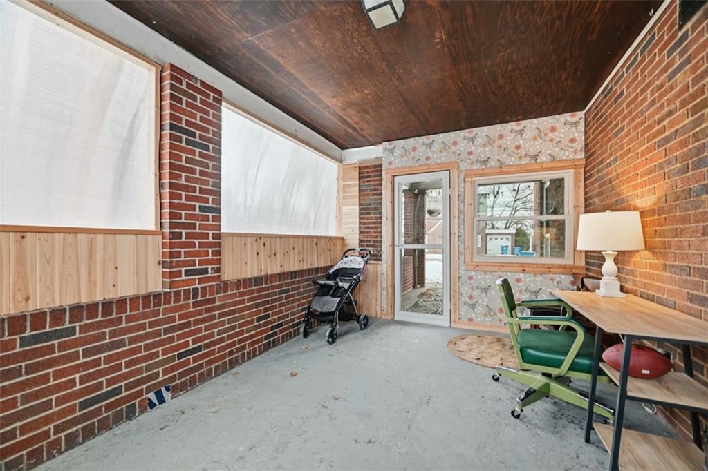 332 Highland Road Pittsburgh, PA 15235 - Photo 14 of 42 Gallery Image 14