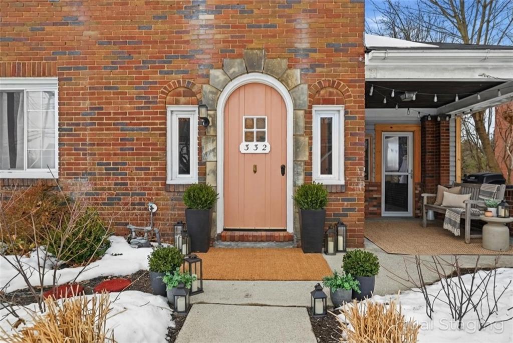 332 Highland Road Pittsburgh, PA 15235 - Photo 2 of 42 Gallery Image 2